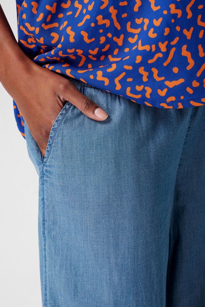 MATERNITY Kalhoty s těhotenským pasem, BLUE LIGHT WASHED, detail image number 1