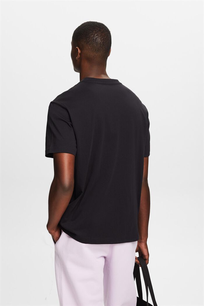Tričko z bio bavlny, se špičatým výstřihem, BLACK, detail image number 2