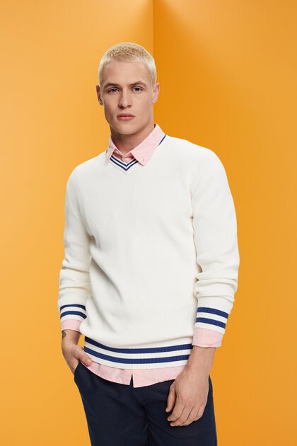 Bavlněný pulovr, špičatý výstřih, udržitelná bavlna