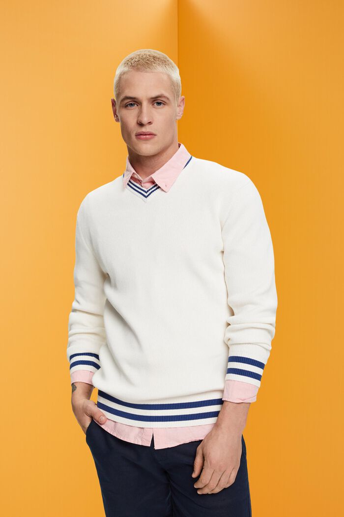 Bavlněný pulovr, špičatý výstřih, udržitelná bavlna, OFF WHITE, detail image number 0