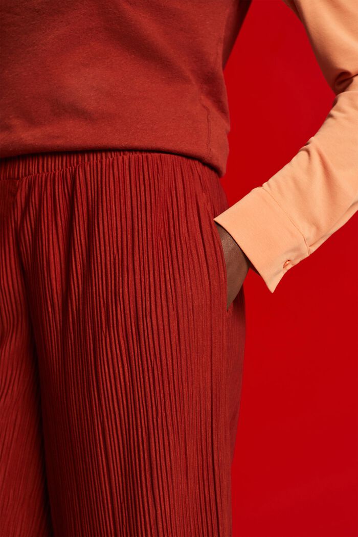 Kalhoty z měkkého žerzeje s plisé sklady, TERRACOTTA, detail image number 2