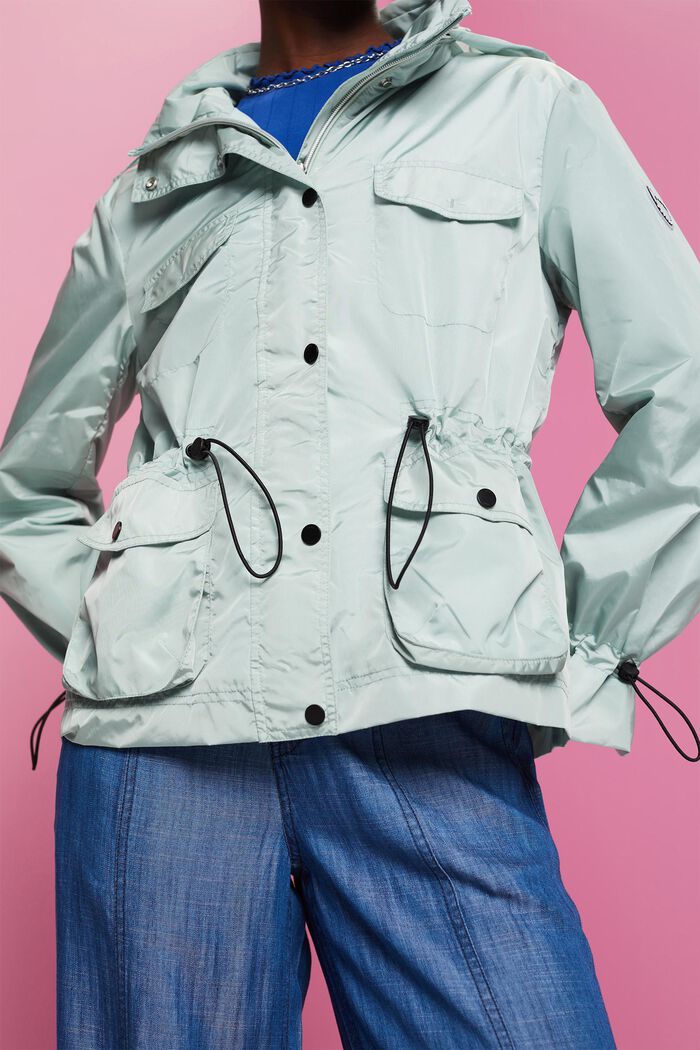 Z recyklovaného materiálu: bunda do deště s kapucí, LIGHT AQUA GREEN, detail image number 4