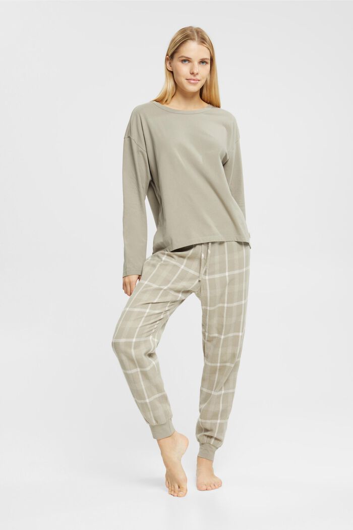 Pyžamová souprava s károvanými flanelovými kalhotami