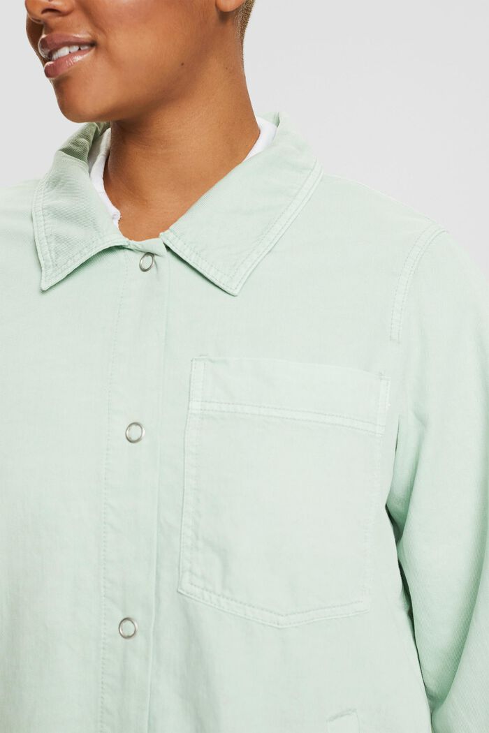 CURVY s materiálem TENCEL™: košilová bunda, DUSTY GREEN, detail image number 2