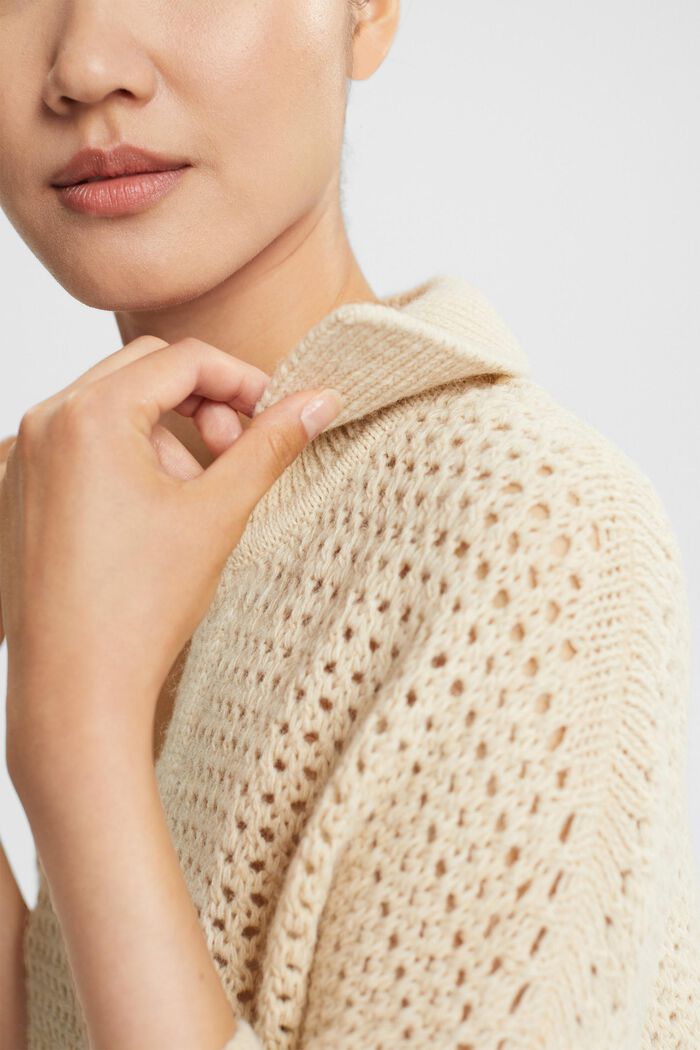 S alpakou: pulovr z pleteniny se strukturou, CREAM BEIGE, detail image number 0