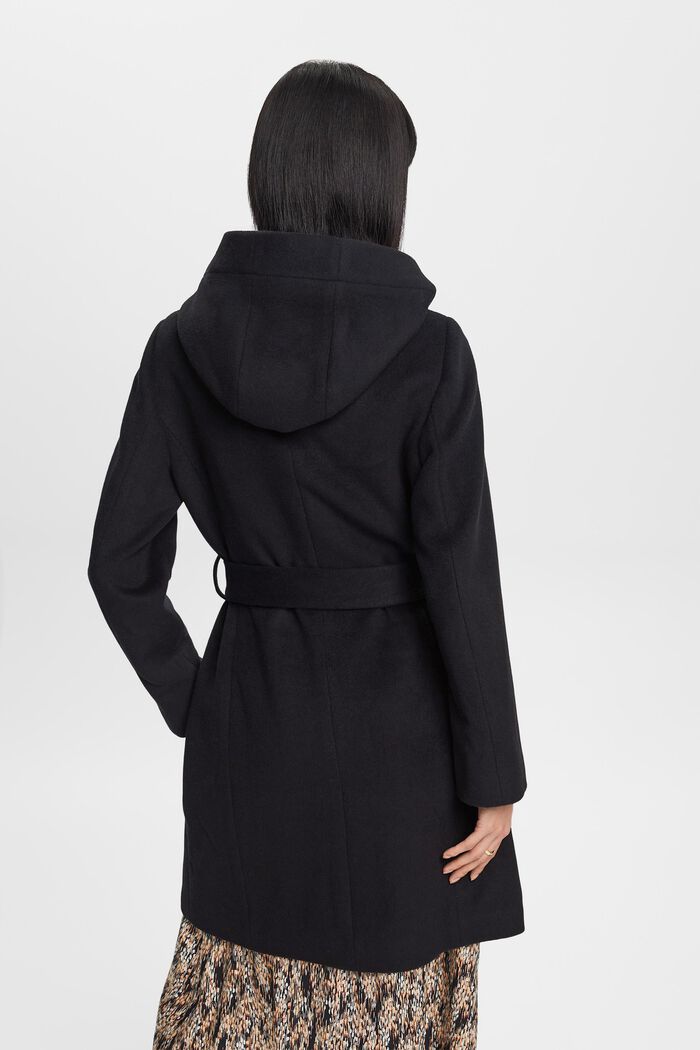 Z recyklovaného materiálu: kabát s kapucí a páskem, ze směsi s vlnou, BLACK, detail image number 3
