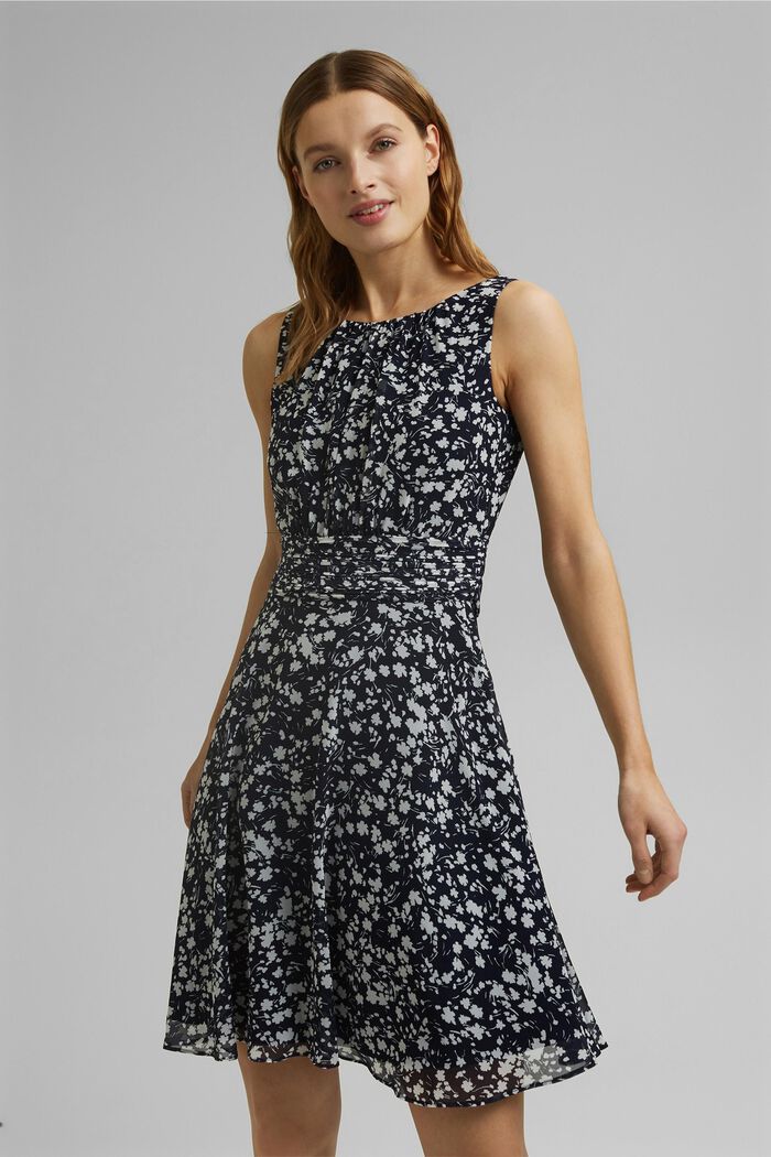 Z recyklovaného materiálu: šifonové šaty s nařaseným pasem, NEW NAVY, detail image number 0