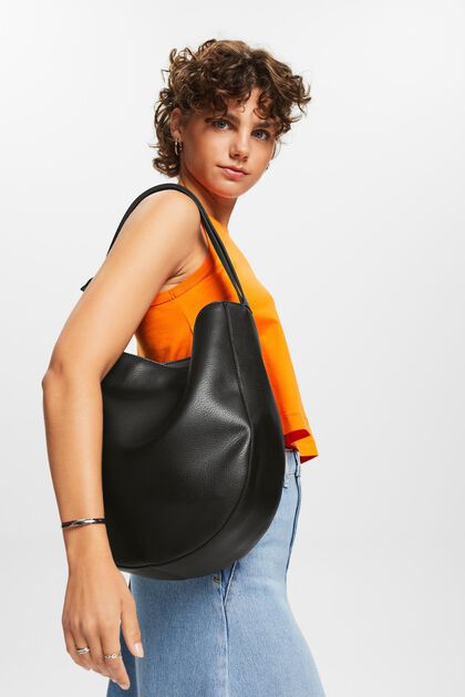 Z recyklovaného materiálu: kabelka hobo bag přes rameno, z imitace kůže