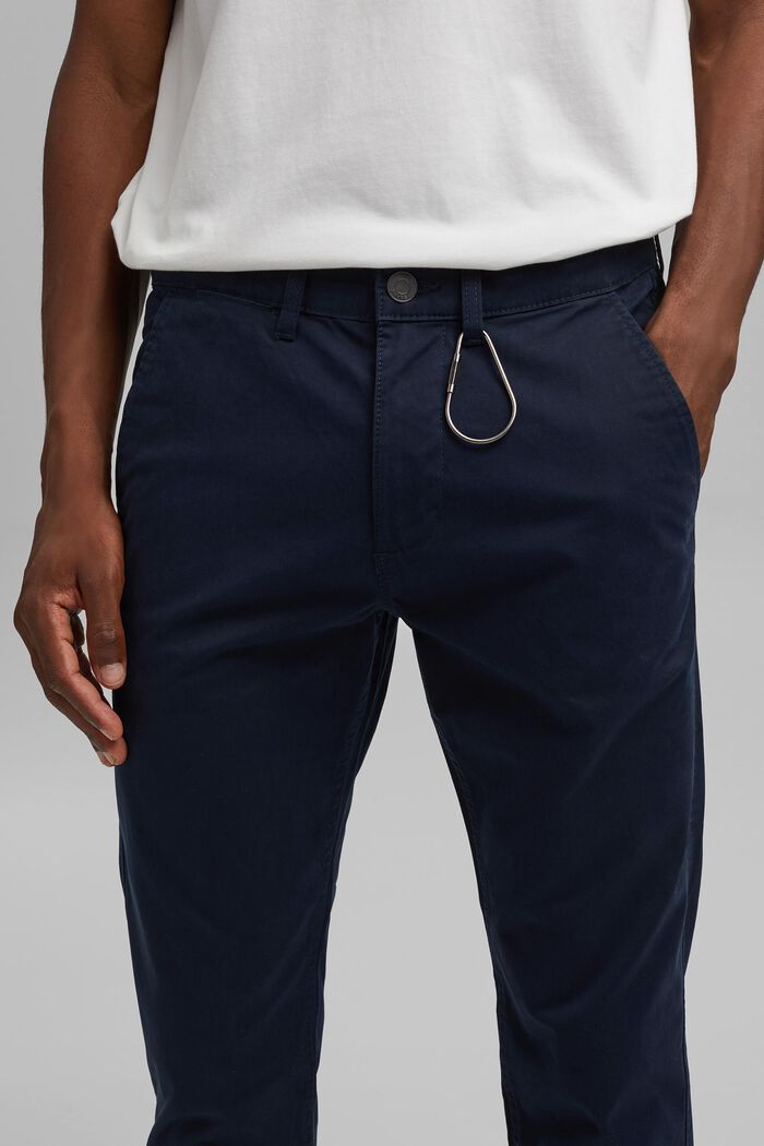 Kalhoty chino z bio bavlny s kroužkem na klíče, NAVY, detail image number 2