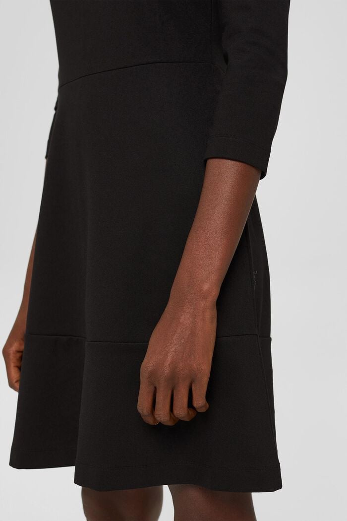Pletené šaty s volánem na spodním okraji, délka ke kolenům, BLACK, detail image number 3
