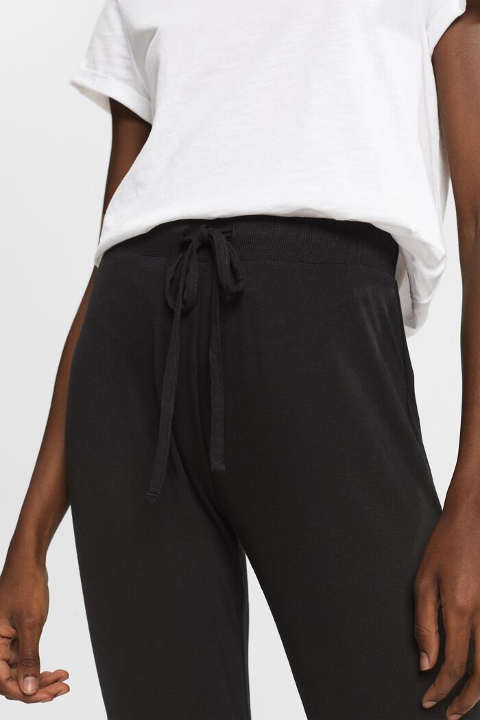 Pyžamové kalhoty z materiálu LENZING™ ECOVERO™, BLACK, detail image number 2