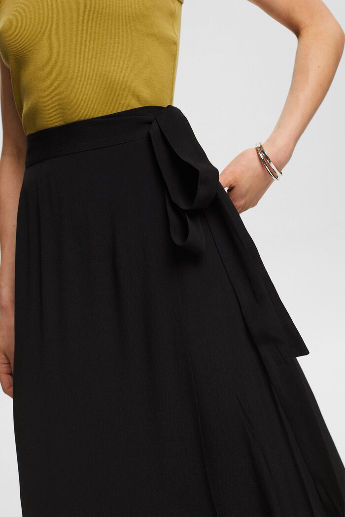 Asymetrická zavinovací sukně, BLACK, detail image number 2
