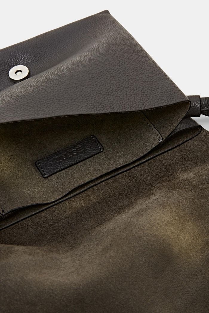 Malá kožená kabelka s klopou, DARK GREY, detail image number 3