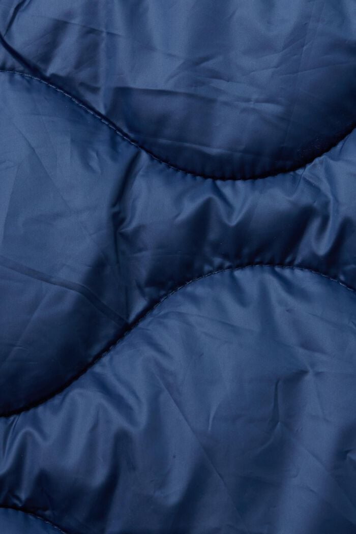 Z recyklovaného materiálu: prodloužená prošívaná vesta, GREY BLUE, detail image number 6