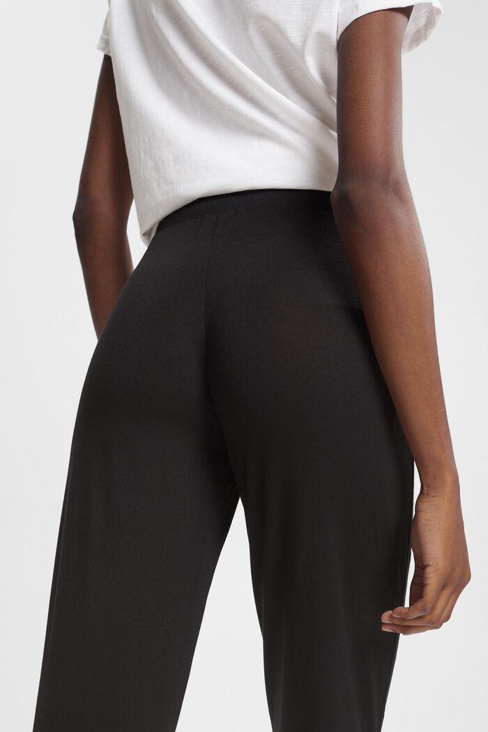 Pyžamové kalhoty z materiálu LENZING™ ECOVERO™, BLACK, detail image number 4