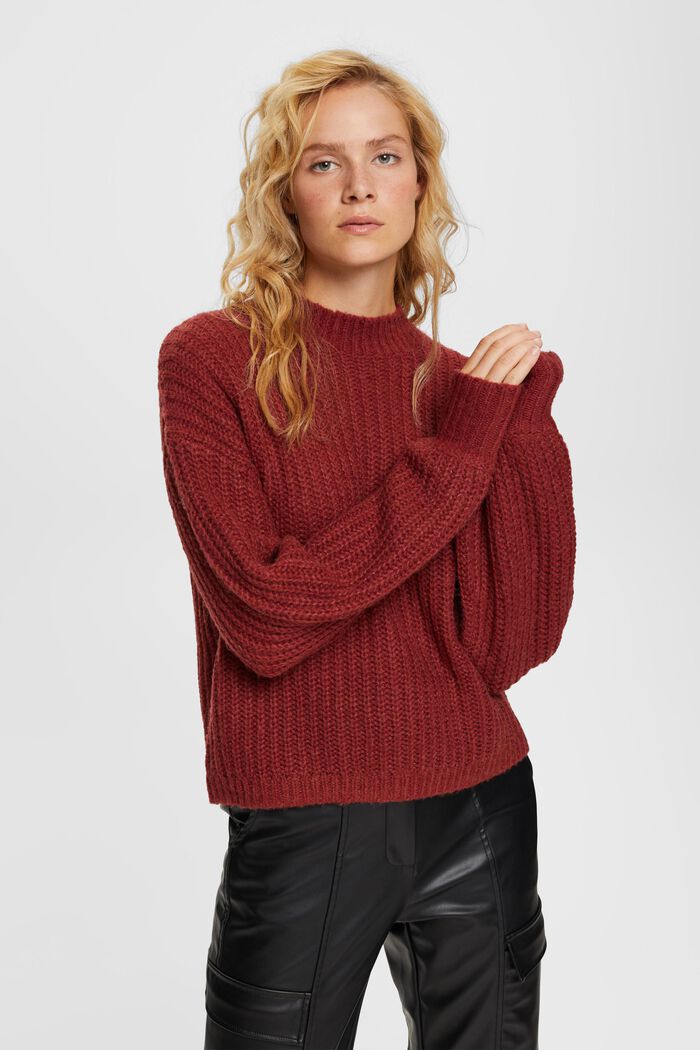 Proužkovaný pletený pulovr