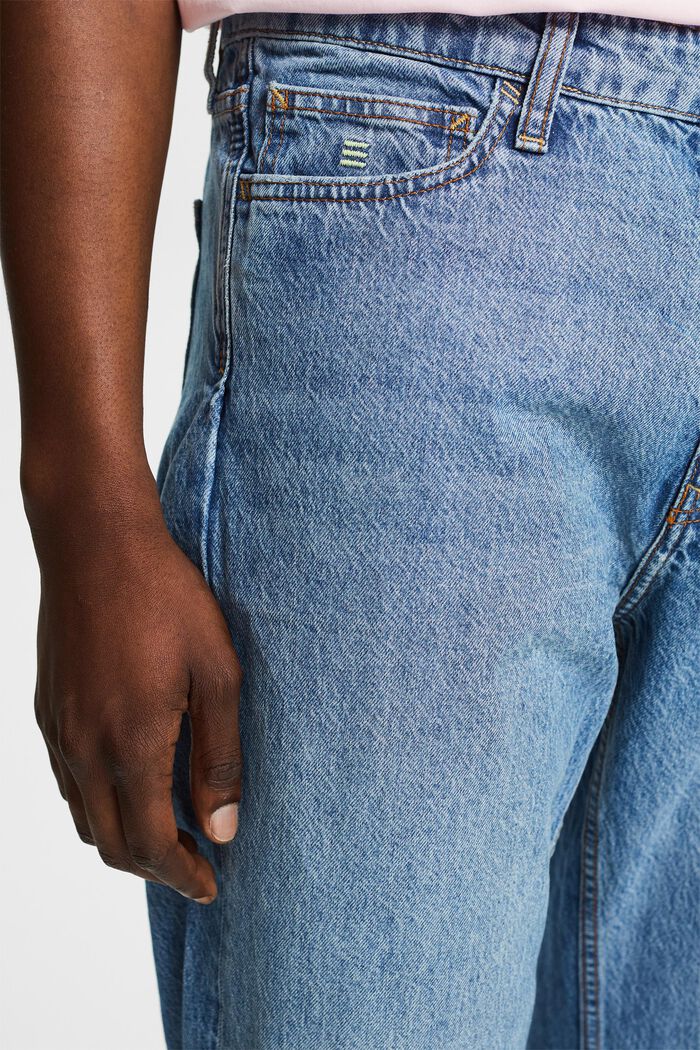 Retro pohodlné džíny se středně vysokým pasem, BLUE LIGHT WASHED, detail image number 4