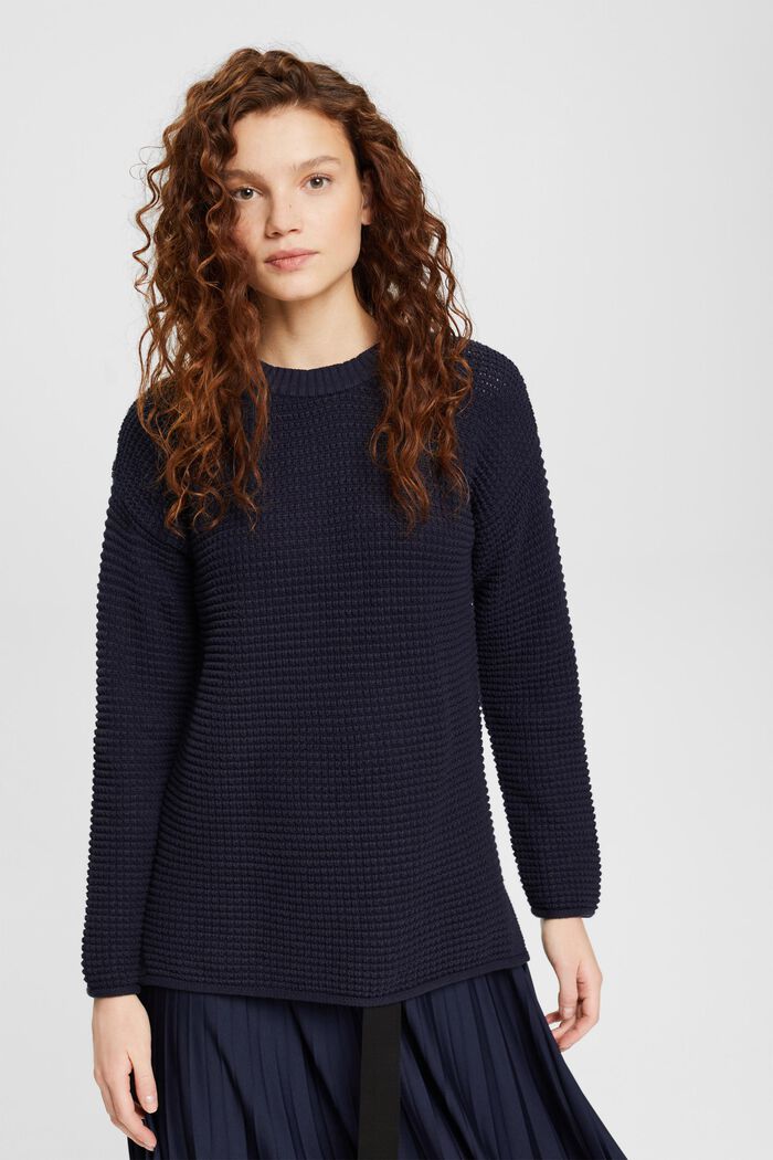 Pletený pulovr s texturou