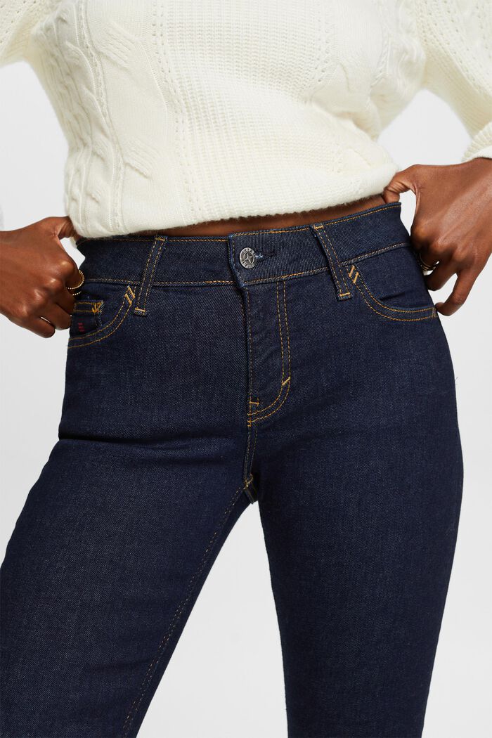 Z recyklovaného materiálu: slim džíny se střední výškou pasu, BLUE RINSE, detail image number 2