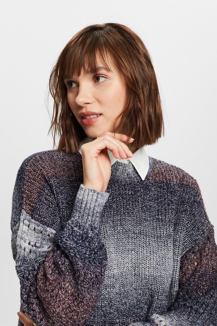 Volně pletený pulovr se stojáčkem, přechod barev, AUBERGINE, detail image number 4