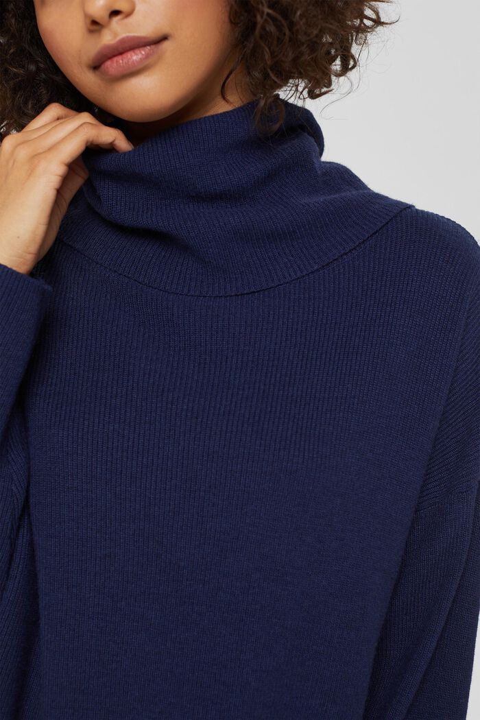 S vlnou/kašmírem: pulovr s volně splývavým límcem, NAVY, detail image number 2