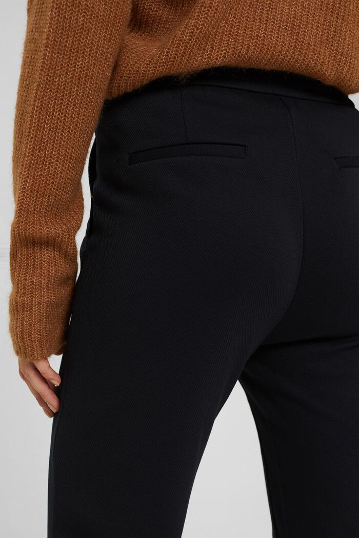 Z recyklovaného materiálu: strečové kalhoty s gumou v pase, BLACK, detail image number 5