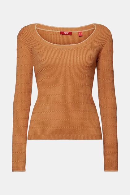 Přiléhavý pulovr z copánkové pleteniny