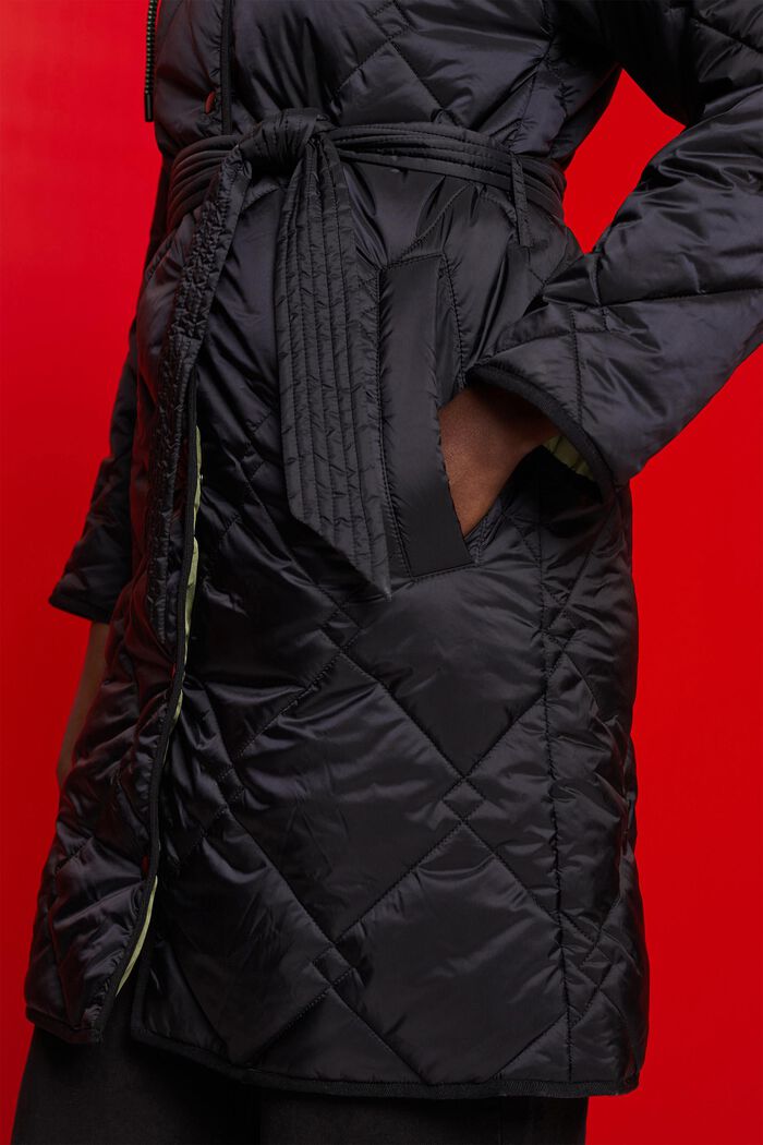 Prošívaný kabát s kapucí, BLACK, detail image number 2