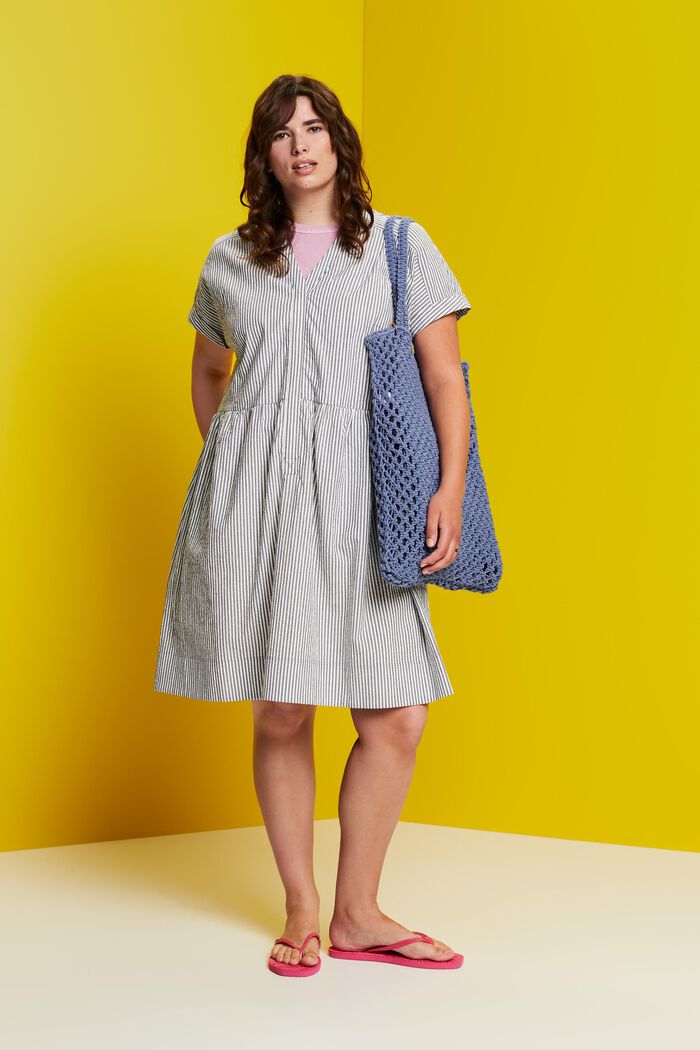 CURVY šaty z materiálu seersucker, 100% bavlna, NAVY, detail image number 1