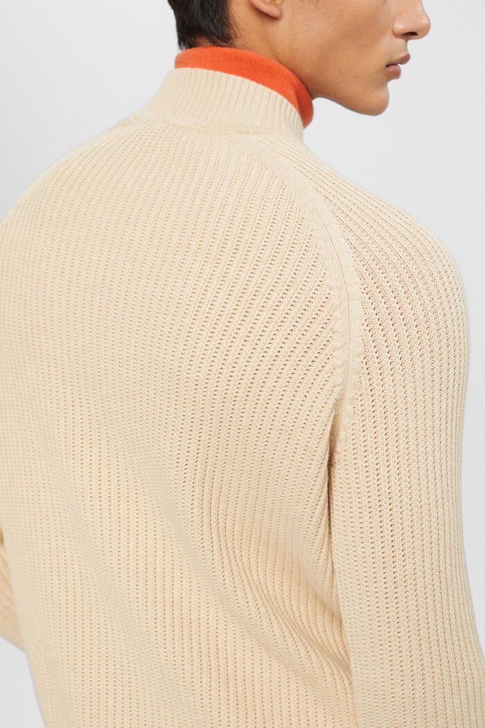 Pletený pulovr s krátkým rolákovým límcem, LIGHT BEIGE, detail image number 2