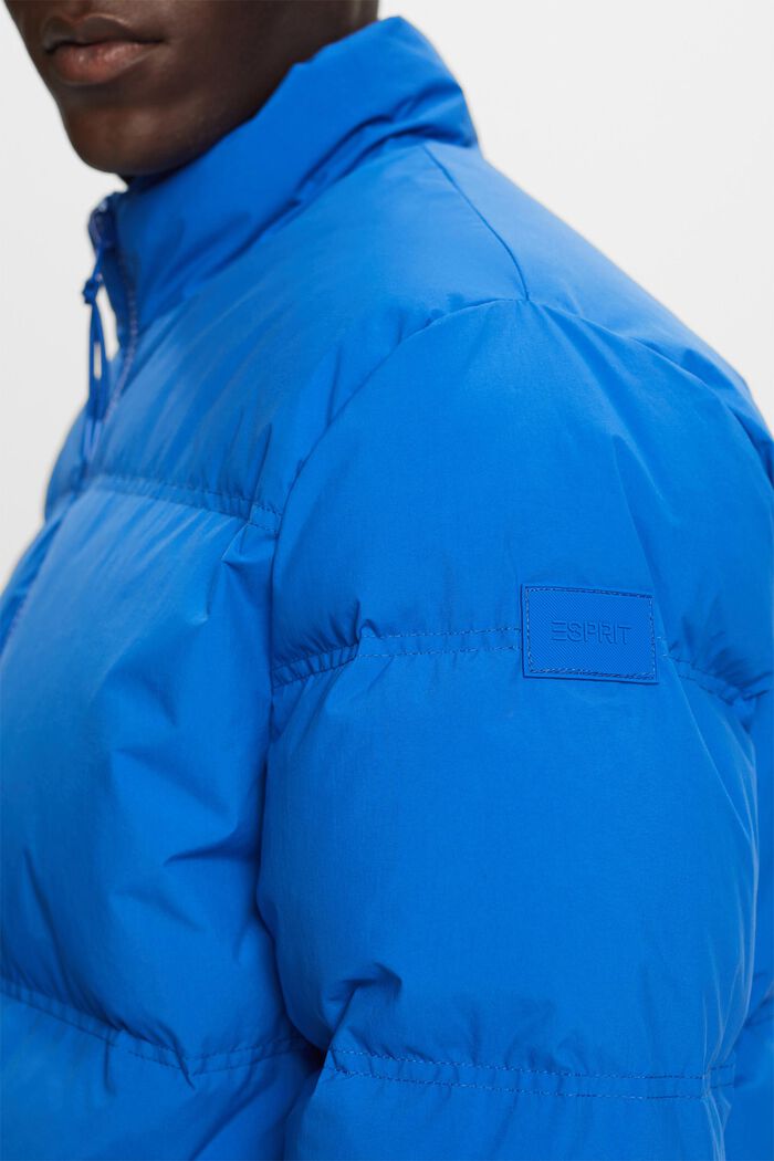 Z recyklovaného materiálu: péřová bunda s prachovým peřím, BRIGHT BLUE, detail image number 1