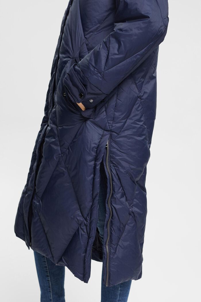 Prošívaný kabát z prachového peří s odepínací kapucí, NAVY, detail image number 2