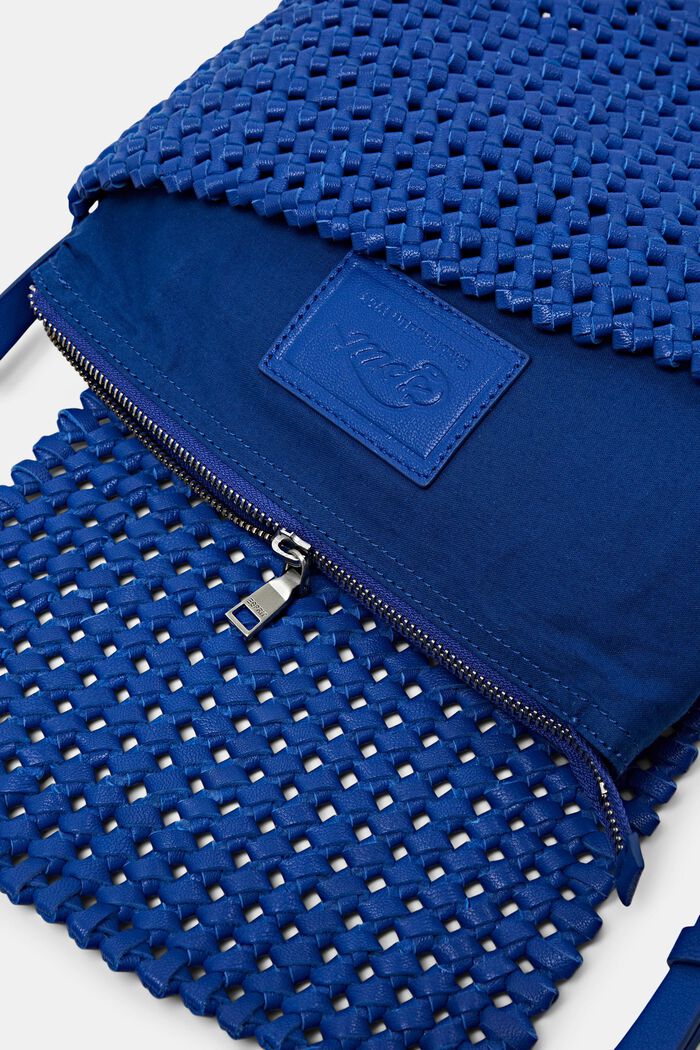 Kožená kabelka přes rameno, s klopou, BRIGHT BLUE, detail image number 3