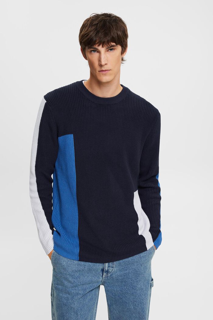 Pletený svetr z barevných bloků