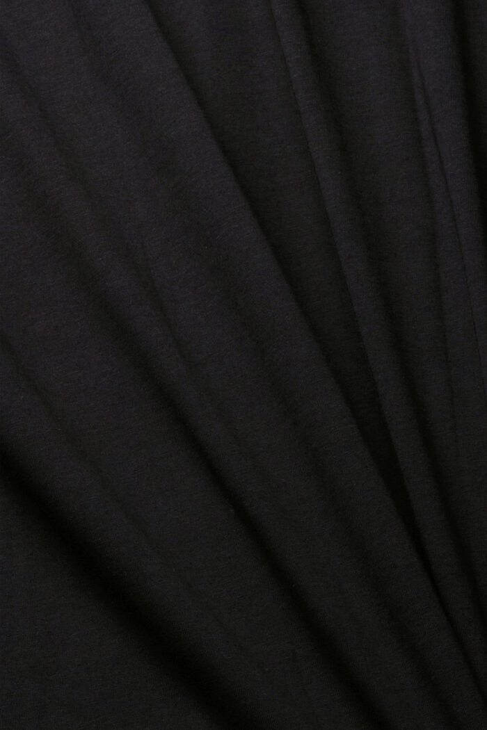 Tričko se špičatým výstřihem, z udržitelné bavlny, BLACK, detail image number 1