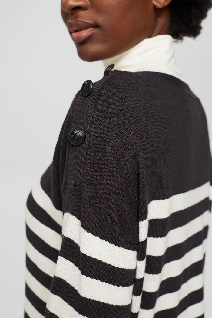 S kašmírem: pulovr s malým detailem v podobě knoflíku, NEW BLACK, detail image number 2