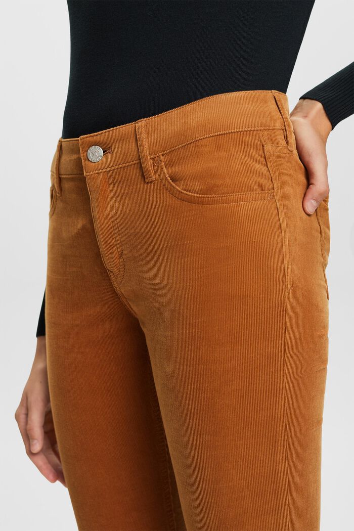 Úzké manšestrové kalhoty se středně vysokým pasem, CARAMEL, detail image number 2