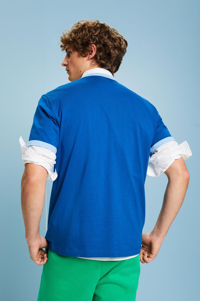 Bavlněné tričko s výstřihem ke krku a s logem, BRIGHT BLUE, detail image number 2